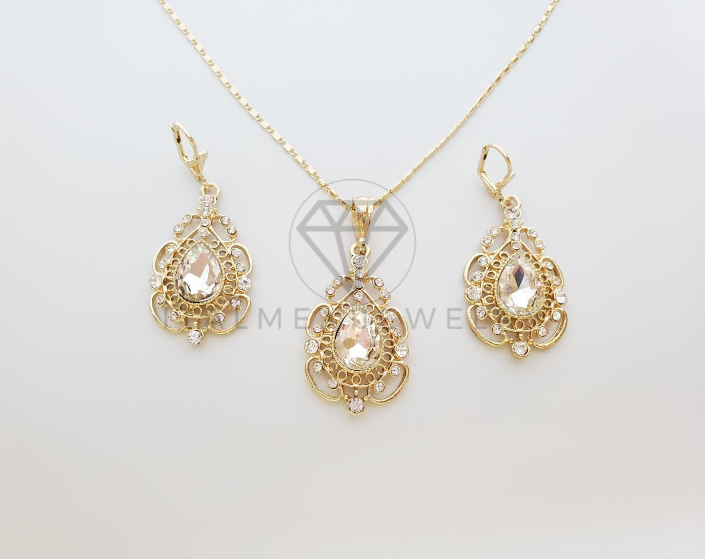 Juego de Lujo - 100635 - Diseño de Filigrana CZ Clara Oro Laminado 18K