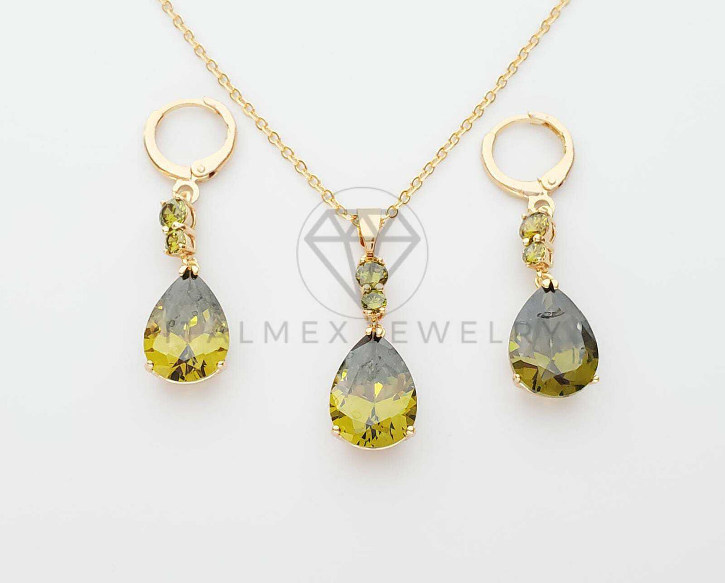 Juego de Lujo - 100640 - Diseño de CZ Gota Color Verde Oro Laminado 18K