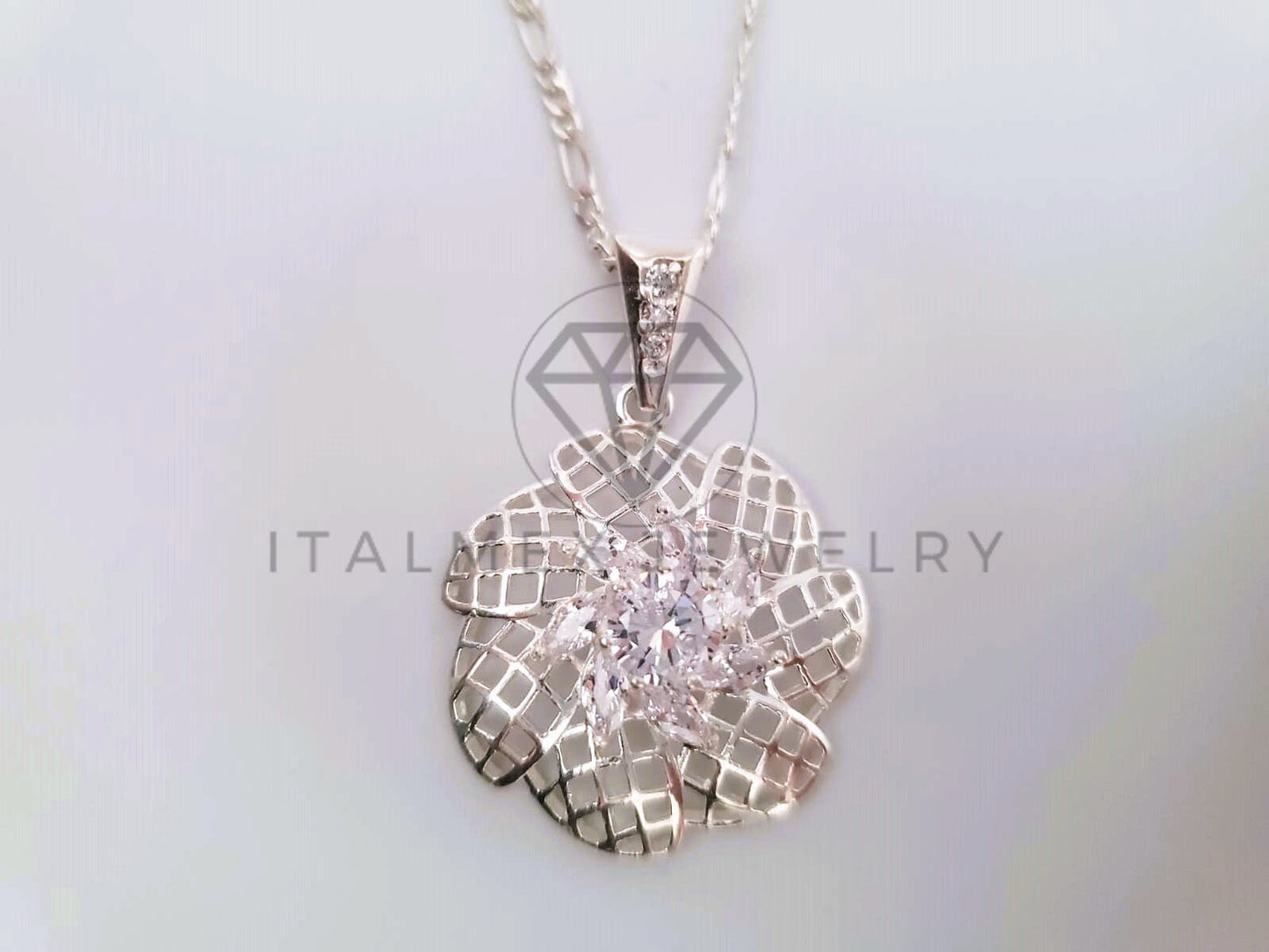 Dije Elegante - 104665 - Diseño Flor Red CZ Clara Plata Fina .925