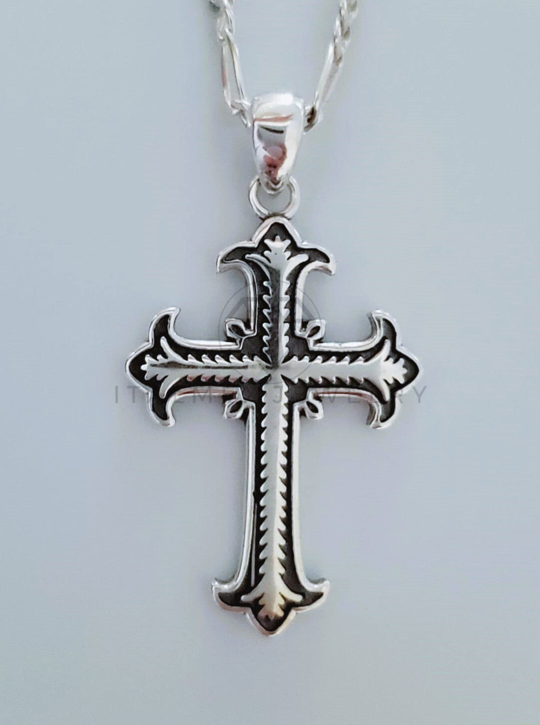Dije Religioso - 104817 - Dije Cruz Gotica Chica Plata .925