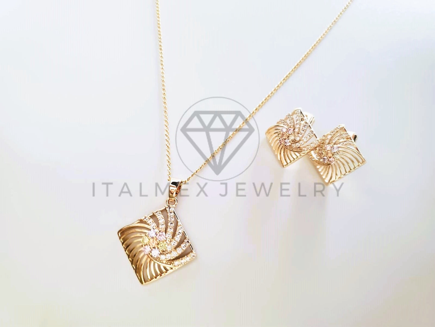 Juego de Lujo - 103788 - Diseño Reguilete CZ Color Oro Laminado 18K