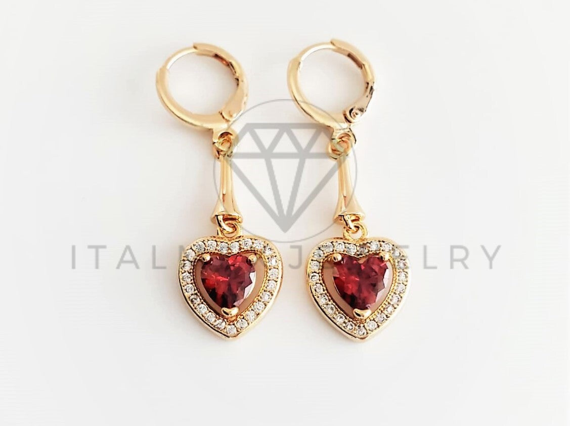 Arete Elegante - 102816 - Diseño de Corazón con CZ Roja Oro Laminado 18K