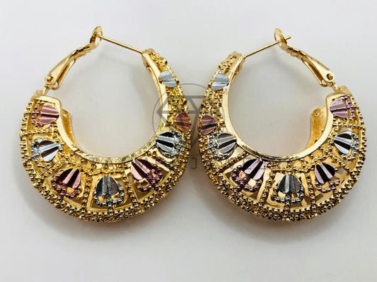 Arete de Lujo - 105985 - Diseño de Canasta Corazones de 3 Oros - Oro Laminado 18K