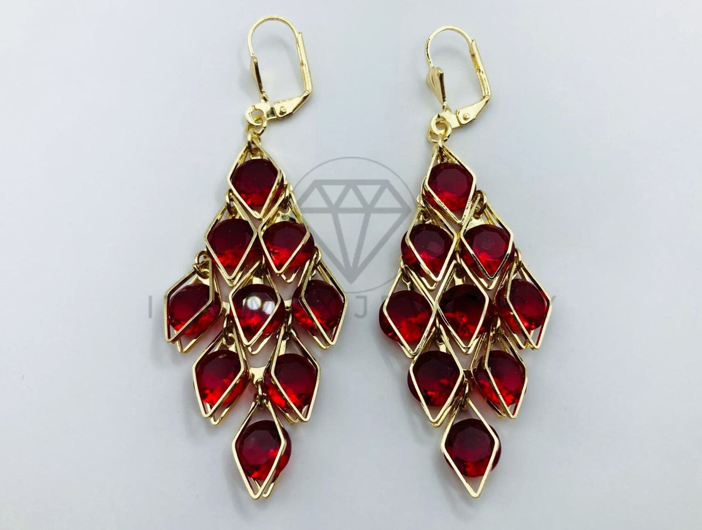Arete de Lujo - 105773 - Arete Candil Circonia Roja Oro Laminado 18K
