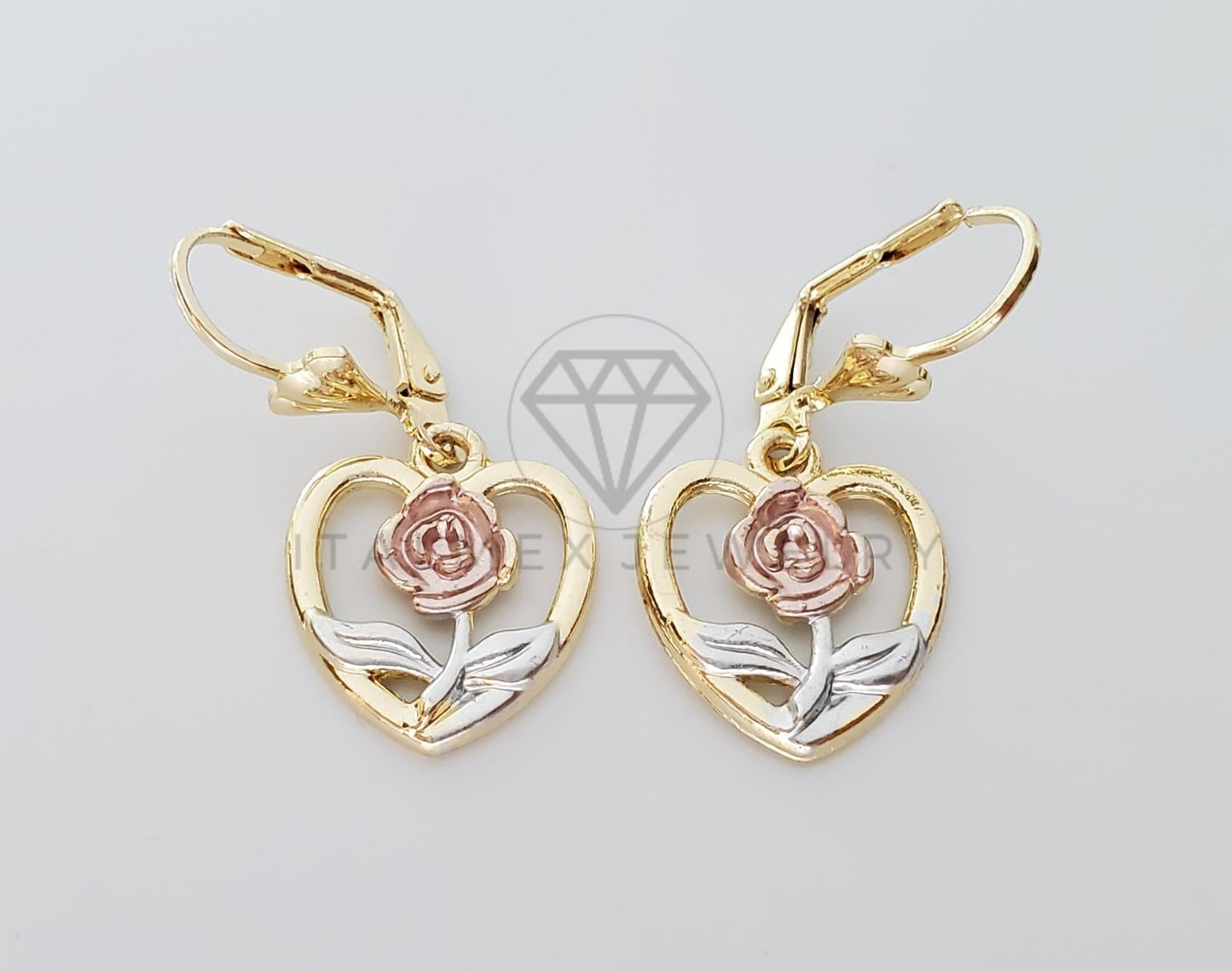 Arete Elegante - 100748 - Diseño de Corazón con Rosa Oro Laminado 18K