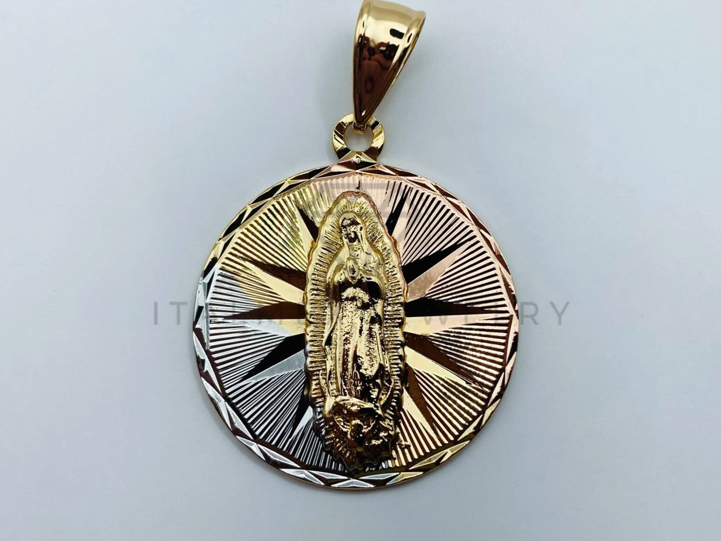 Dije de Lujo - 105716 - Dije Virgen de Guadalupe Chico Oro Laminado 18K