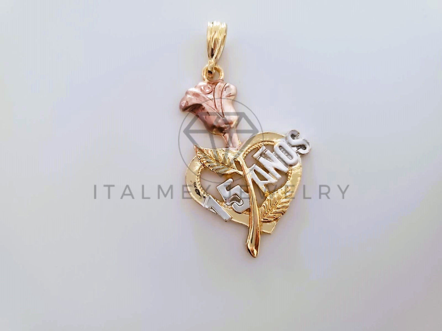 Dije Elegante - 104409 - Corazón y Rosa Tamaño Mediana Oro Laminado 18K