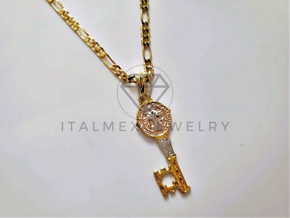 Dije Elegante - 104186 - Dije Llave San Benito 3 Tonos Oro Laminado 18K