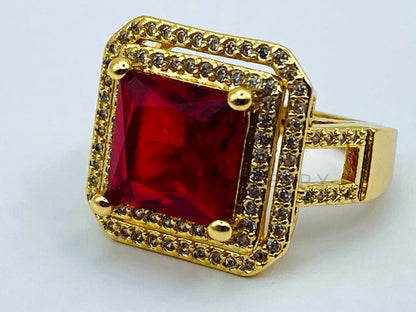 Anillo de Dama - 105765 - Anillo Solitario Princesa Circonia Roja Oro Laminado 18K