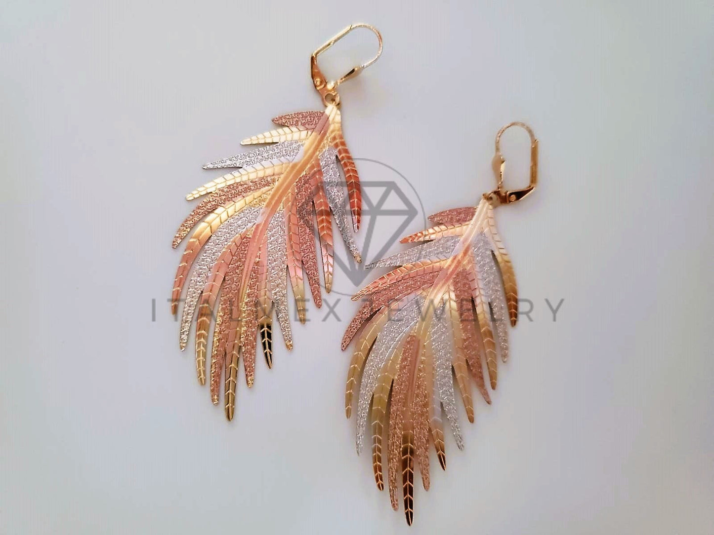 Arete de Lujo - 104629 - Arete Hoja 3 Oros Oro Laminado 18K