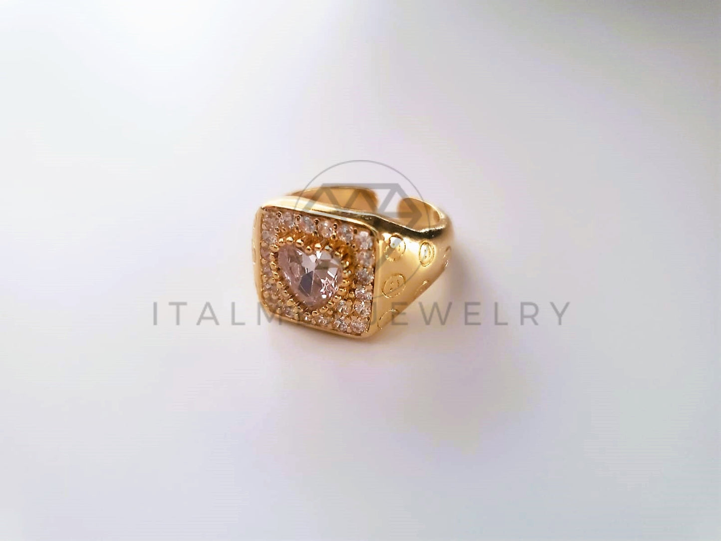Anillo de Lujo -103759 - Diseño Graduacion Corazon CZ Clara Oro Laminado 18K