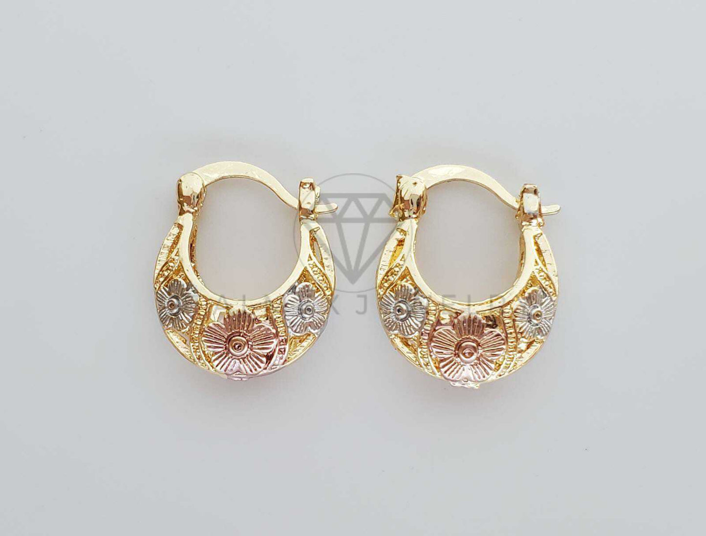 Arete Elegante - 100309 - Estilo Canasta Flores Mini Oro Laminado 18K
