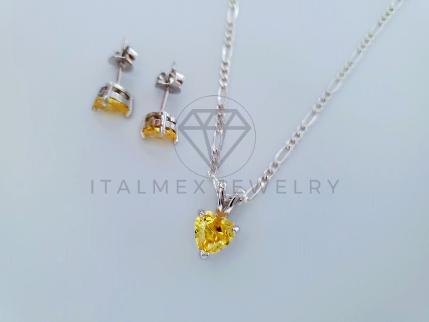 Juego Collar de Lujo - 104845 - Estilo Corazon Topaz Amarillo Plata Fina .925