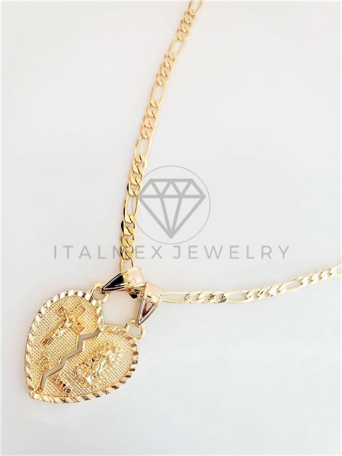 Dije Elegante - 102783 - Dije Corazón Partido Virgen y Cristo Dorado Oro Laminado 18K