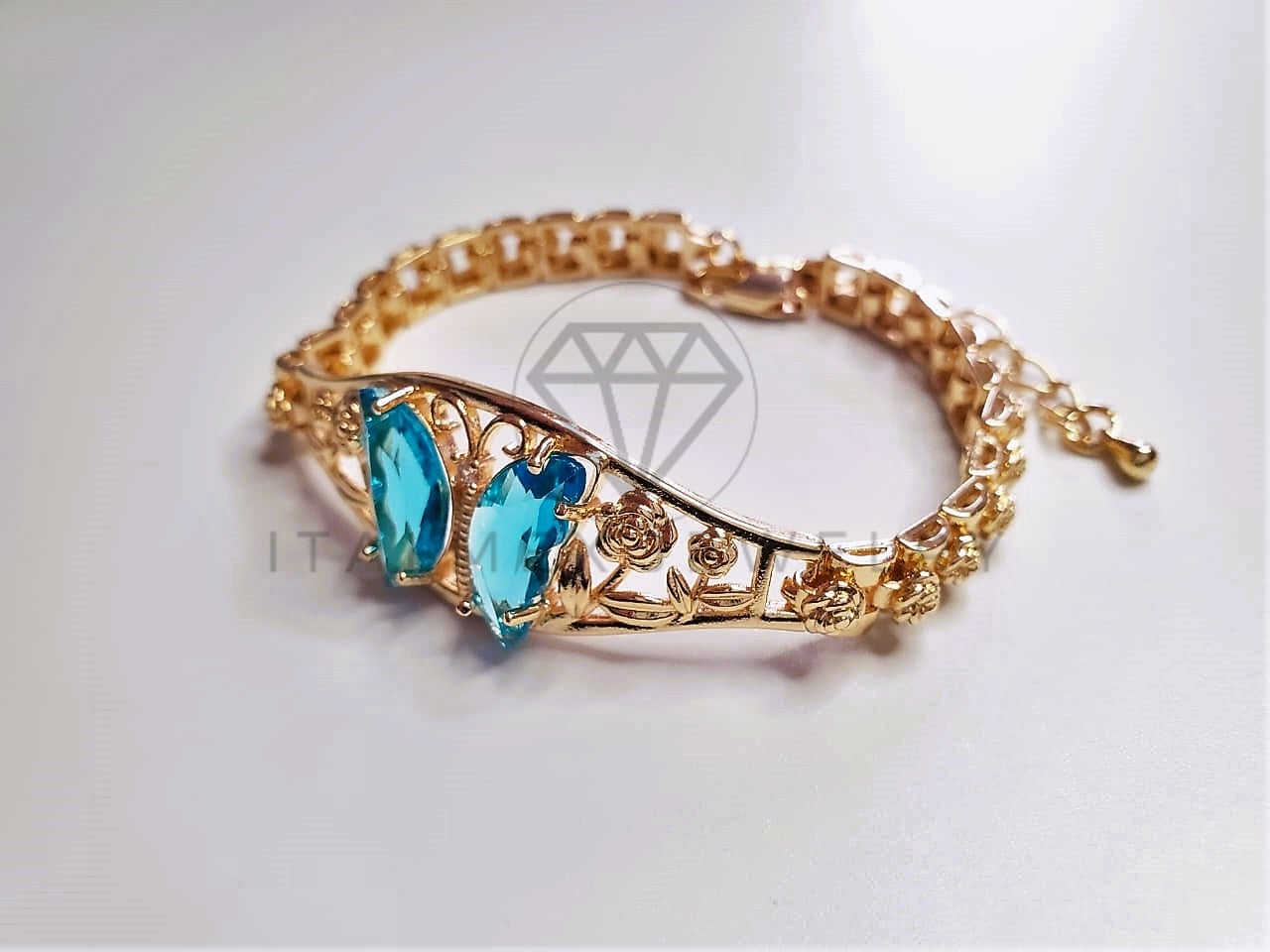 Pulsera de Lujo - 103704 - Diseño de Mariposa CZ Azul Aqua Oro Laminado 18K