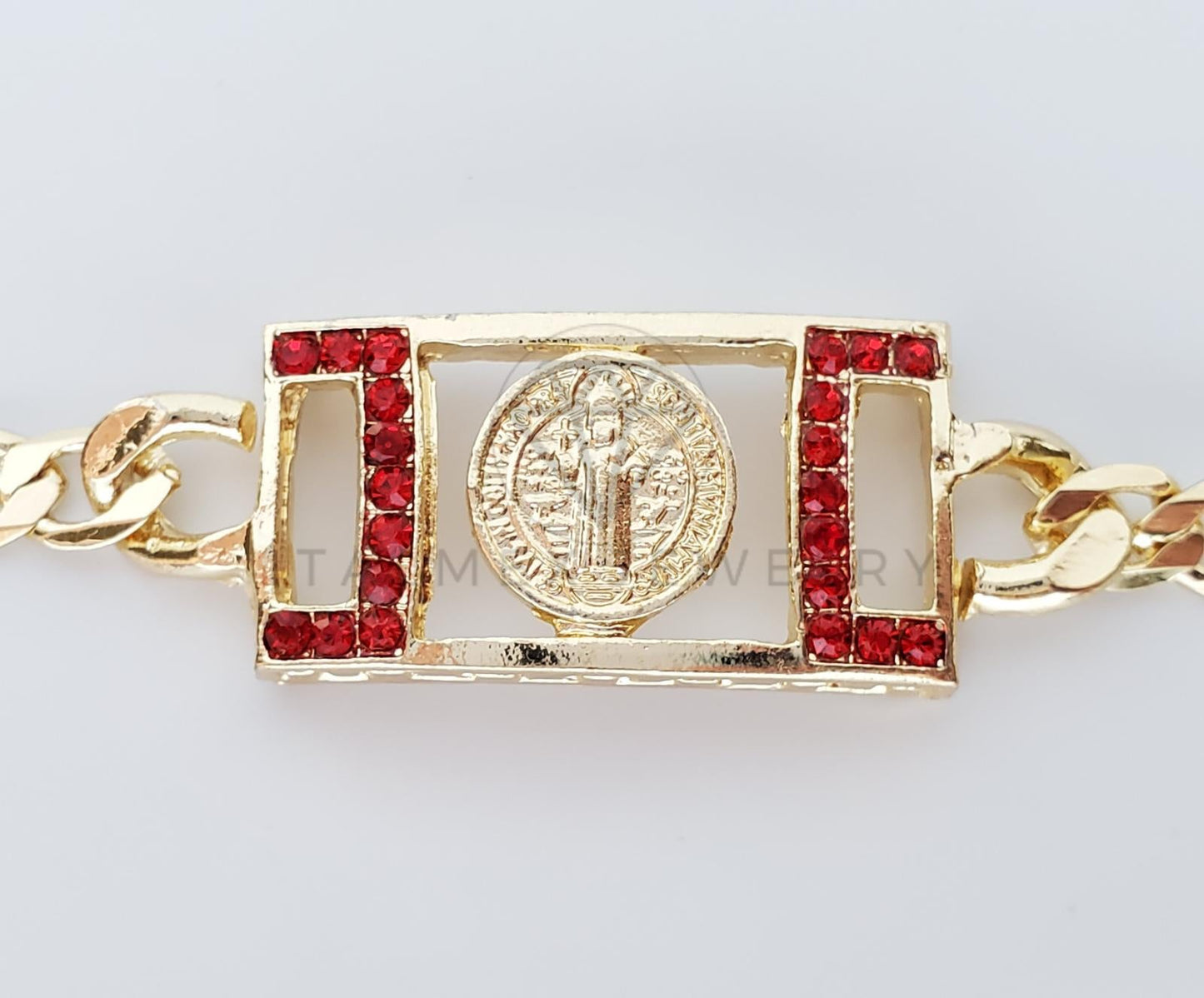 Esclava Elegante - 100247 - Diseño Placa San Benito CZ Roja Oro Laminado 18K