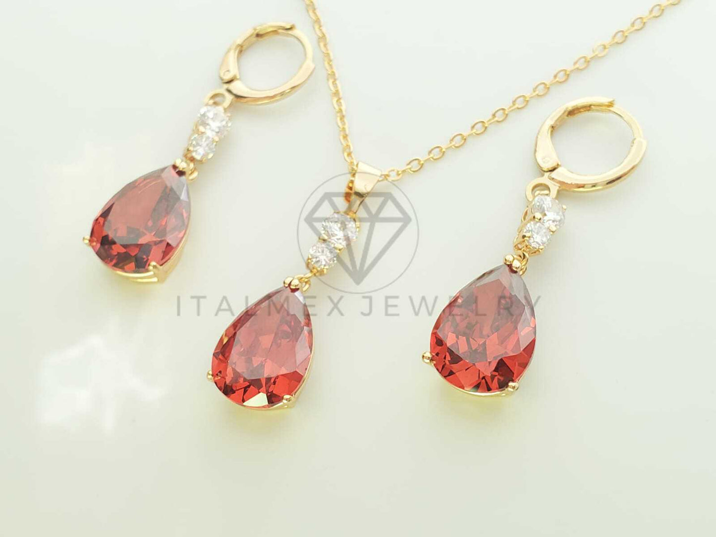 Juego de Lujo - 100641 - Diseño de CZ Gota Color Tinto Oro Laminado 18K
