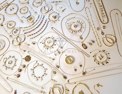 ¡Crece tu Negocio! - Paquete de 140+ Piezas Oro Laminado 18K - Mayoreo - Incluye Joyeria Religiosa