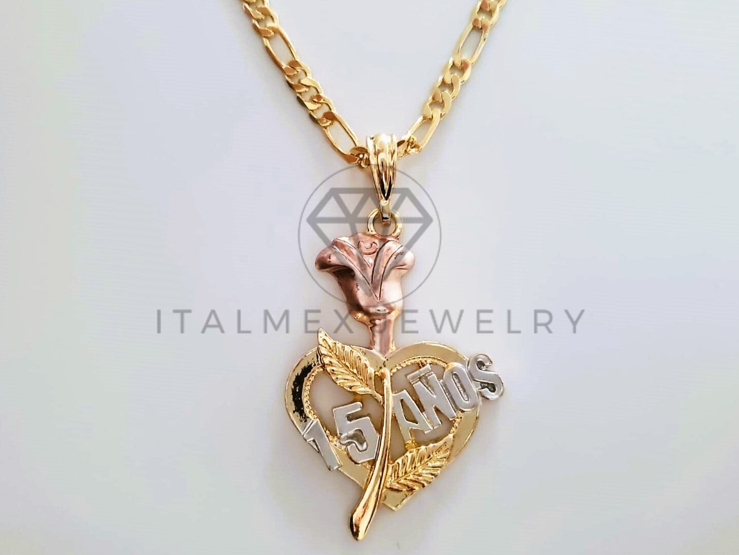 Dije Elegante - 104409 - Corazón y Rosa Tamaño Mediana Oro Laminado 18K