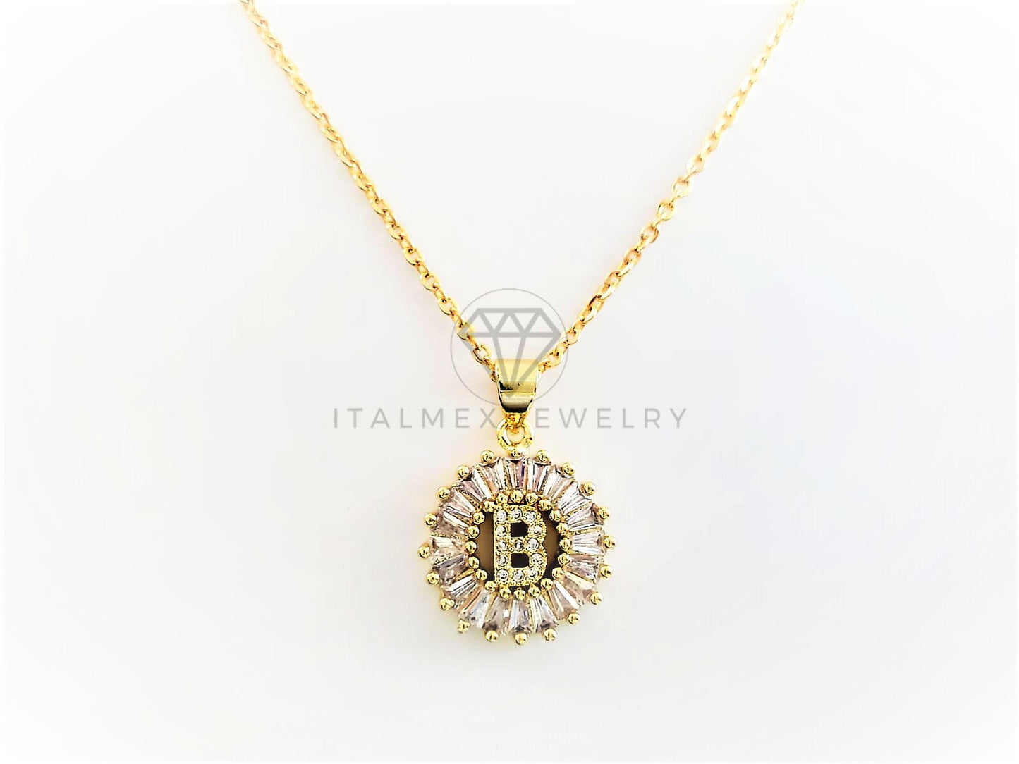 Collar Elegante - 102612 - Collar Inicial "B" Con CZ Clara Oro Laminado 18K