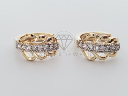 Huggie de Lujo - 101765 - Diseño de Hojita CZ Clara Oro Laminado 18K