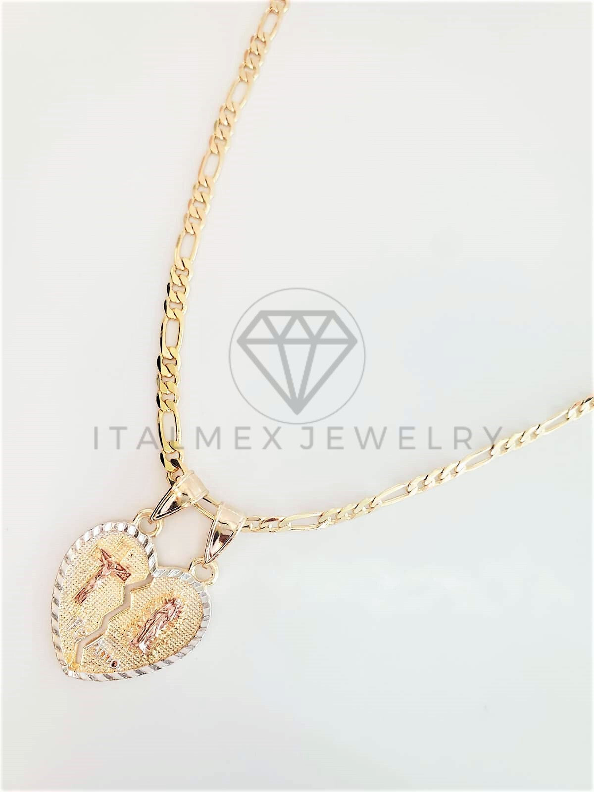 Dije Elegante - 102782 - Dije Corazón Partido Virgen y Cristo 3 Oros Oro Laminado 18K