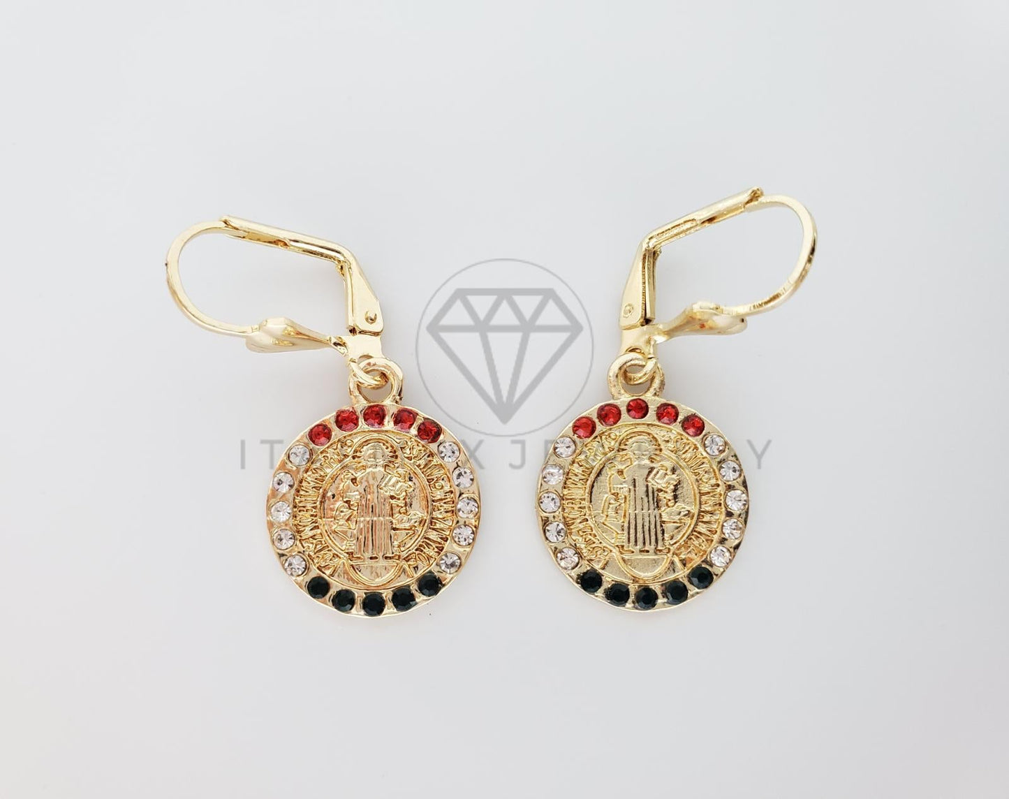Arete Elegante - 100734 - Diseño de San Benito con CZ Tricolor Oro Laminado 18K
